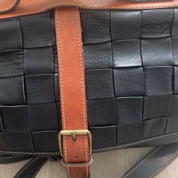 I Magnin Vintage Made in Italy Beautiful Black Leather Bag also Crossbody - Picture 2 of 16